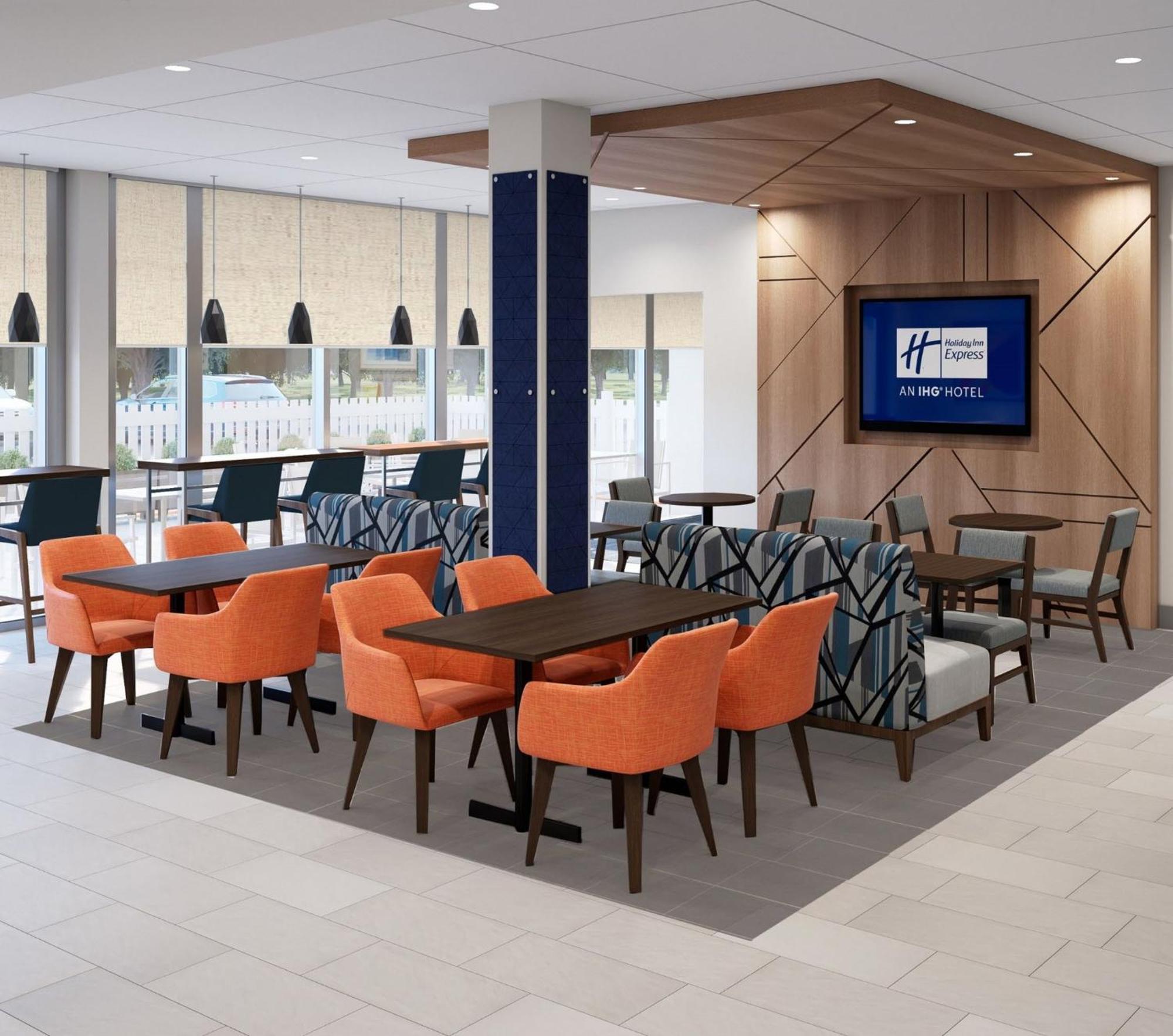 Holiday Inn Express Dallas Market Center By Ihg Exterior photo
